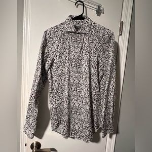 VAN HEUSSEN extra slim button down shirt (14-14.5 neck; 32/33 sleeve) Patterned!